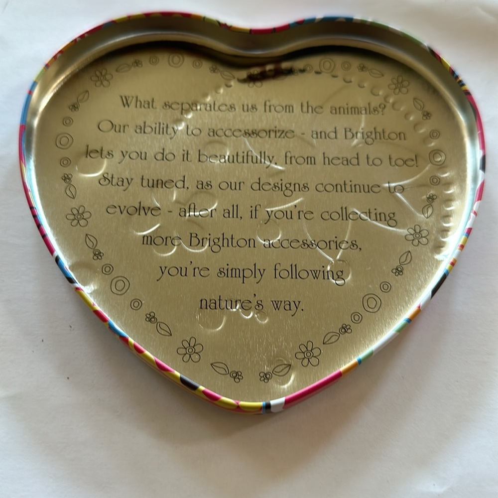 Brighton Heartshaped Container - Picture 3 of 4